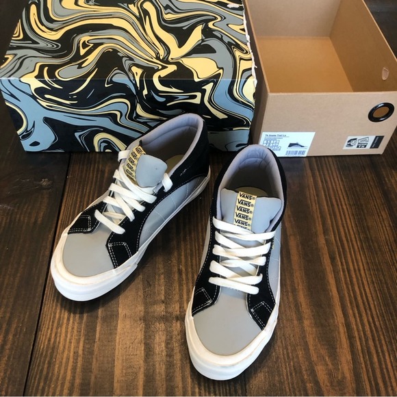 VANS Skateboard RARE! Women’s 7 Mens 5.5 Black Gray Skateboarding Shoes. - Picture 12 of 16